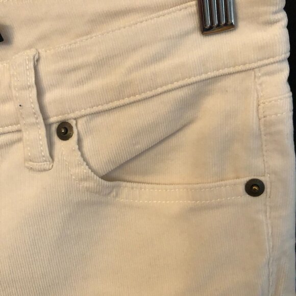 Ralph Lauren Mid-Rise Straight Pants: Size 6 - Picture 5 of 9